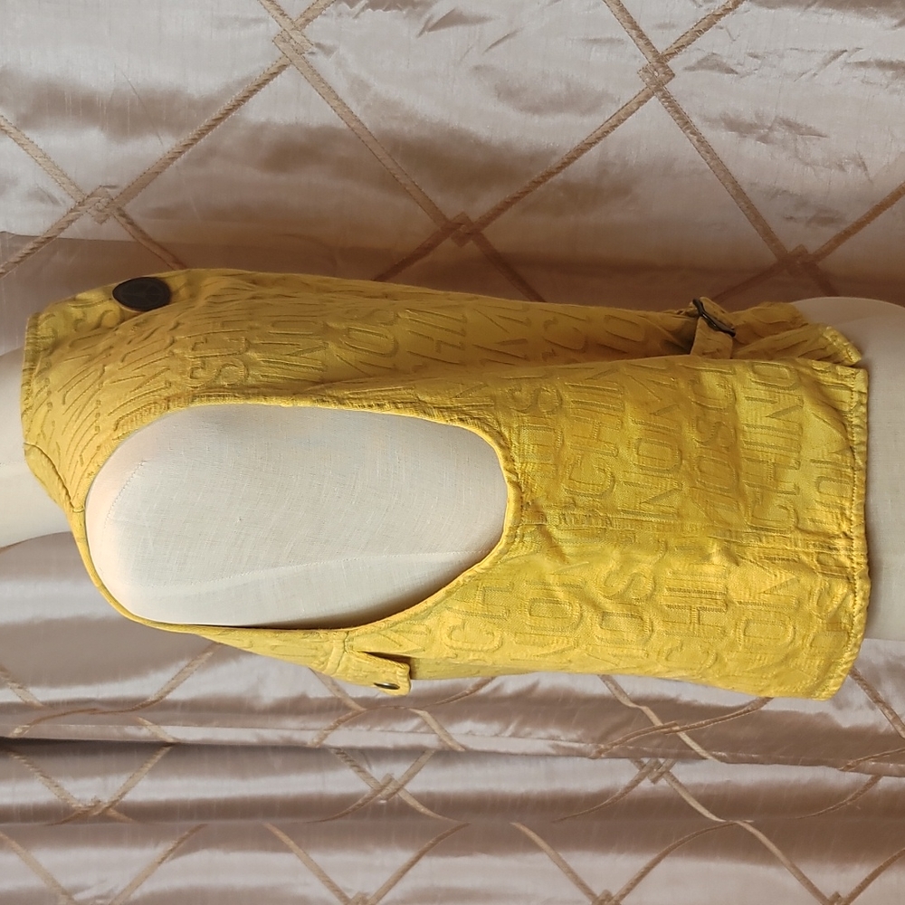 Men's Moschino jeans logo vest in mustard yellow/gold size 38 - Picture 4 of 10